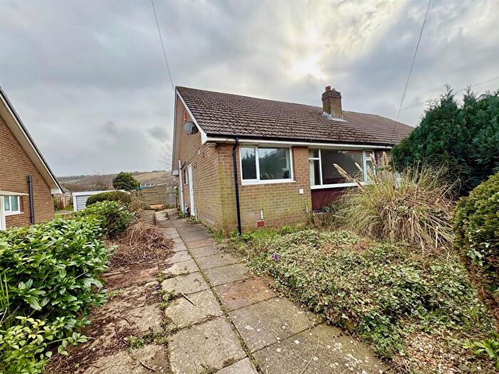 2 Bedroom Semi-Detached Bungalow For Sale In Rufford Road, Elland, HX5