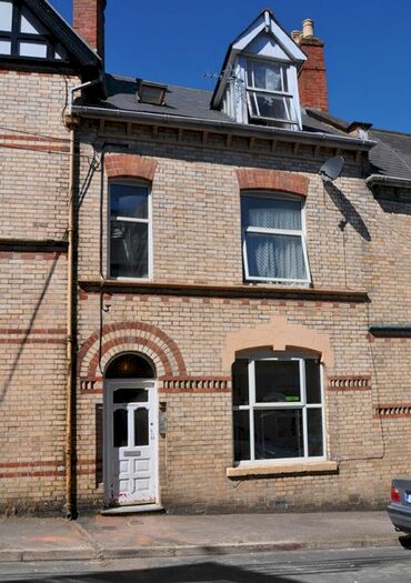 1 Bedroom Flat To Rent In Sunflower Road, Barnstaple, Devon, EX32