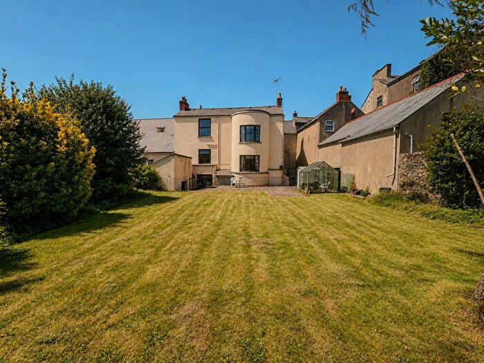 7 Bedroom Terraced House For Sale In Hill Street, Haverfordwest, Pembrokeshire, SA61