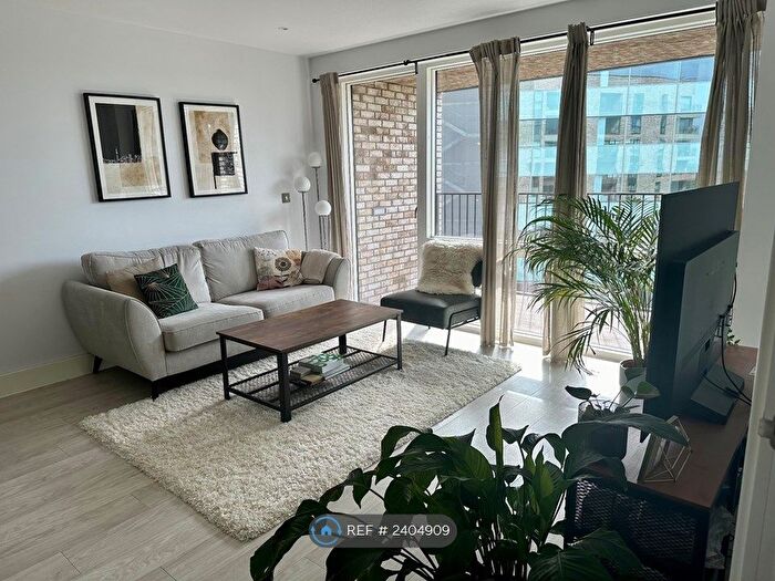 1 Bedroom Flat To Rent In Abbotsford Court, London, NW10