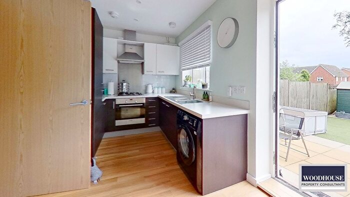 2 Bedroom Terraced House For Sale In Aldermere Avenue, Cheshunt, EN8