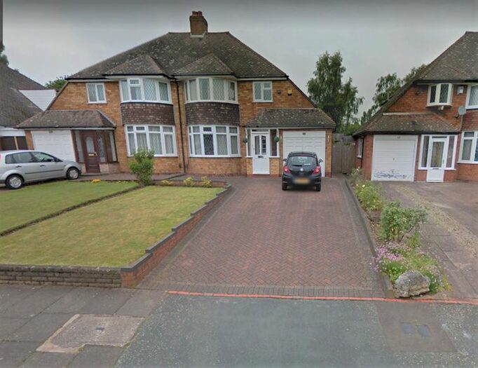 3 Bedroom Semi-Detached House To Rent In Stirling Road, Sutton Coldfield, B73