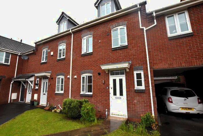 3 Bedroom Town House To Rent In Goldfinch Court, Chorley, PR7
