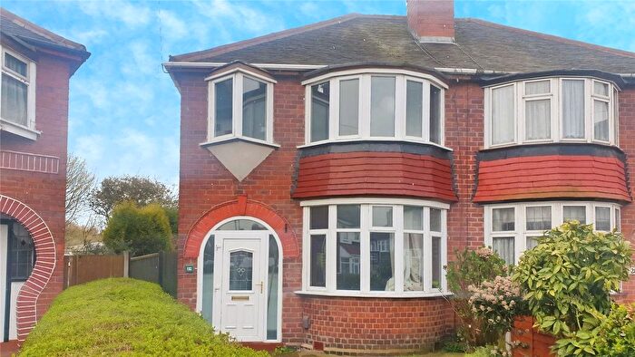 3 Bedroom Semi-Detached House To Rent In Harrowby Place, Willenhall, West Midlands, WV13