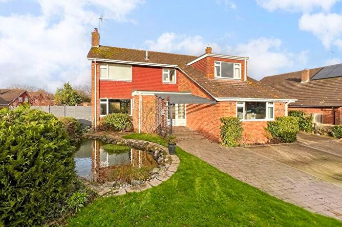 4 Bedroom Detached House For Sale In Park Farm Close, Shadoxhurst, Ashford, TN26