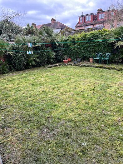 1 Bedroom Flat To Rent In Templeton Avenue, London, E4