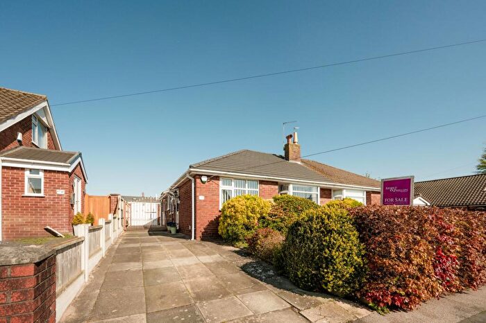 3 Bedroom Semi-Detached Bungalow For Sale In Redgate, Ormskirk, L39