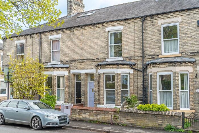 3 Bedroom Terraced House For Sale In Huntington Road, York, YO31