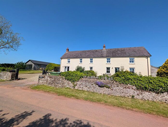 7 Bedroom Detached House For Sale In Llanybri, Carmarthen, SA33