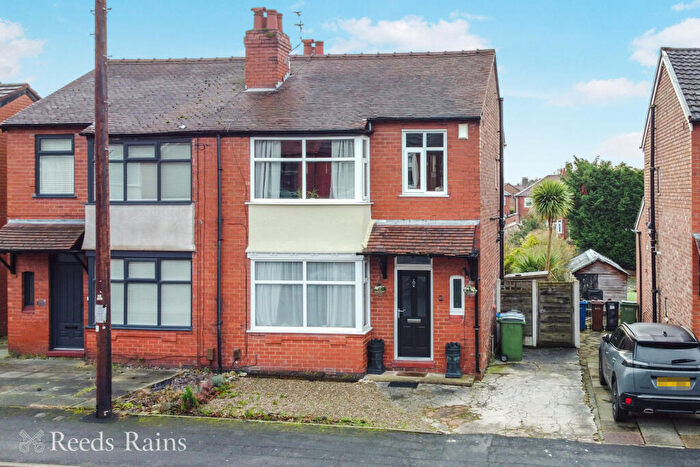 3 Bedroom Semi Detached House For Sale In Graham Road, Offerton, Stockport, Cheshire, SK1