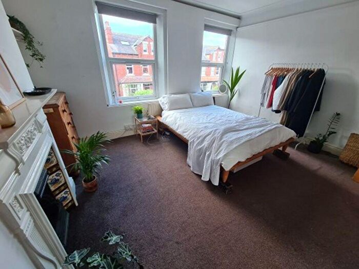 4 Bedroom House To Rent In Stanmore Road, Leeds, LS4