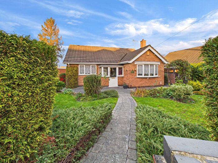 2 Bedroom Detached Bungalow For Sale In Sundown Avenue, Littleover, DE23