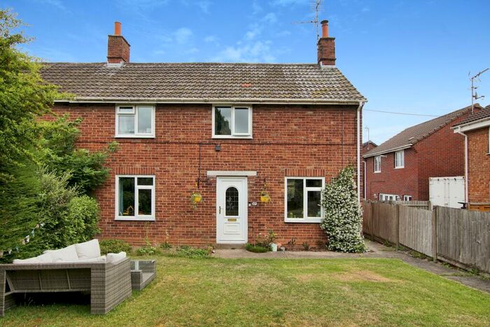 3 Bedroom Semi-Detached House For Sale In Tockington Lane, Almondsbury, Bristol, Gloucestershire, BS32