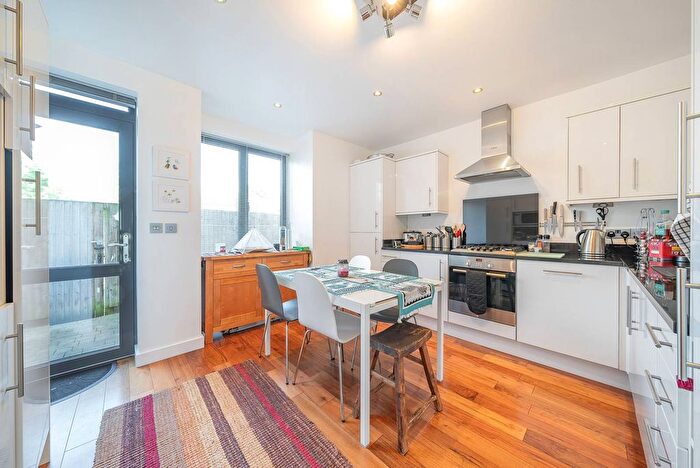 2 Bedroom Terraced House To Rent In Gatton Road, Tooting Broadway, London, SW17