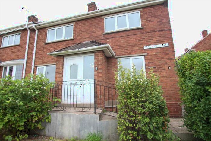 3 Bedroom End Of Terrace House To Rent In Maltby Road, Scunthorpe, DN17
