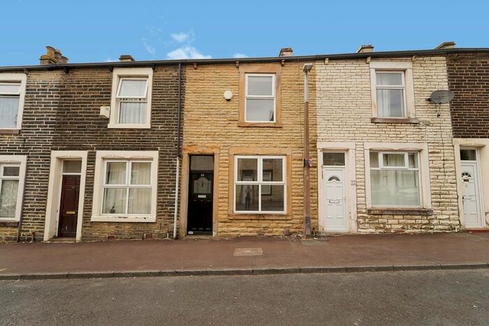 2 Bedroom Terraced House To Rent In Waterbarn Street, Burnley, Lancashire, BB10