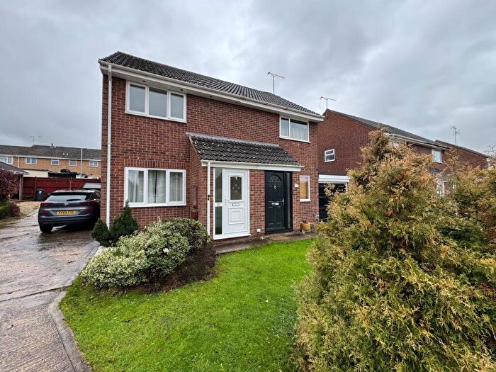 2 Bedroom Semi Detached House To Rent In Leslie Close, Freshbrook, Swindon, SN5