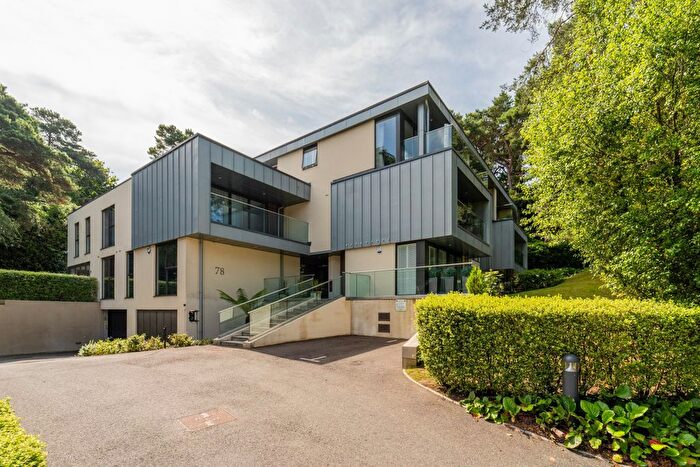 3 Bedroom Flat To Rent In Lilliput Road, Canford Cliffs, Poole, BH14