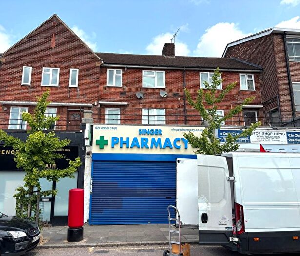 4 Bedroom Maisonette For Sale In (A) Edgware Way, Edgware, HA8