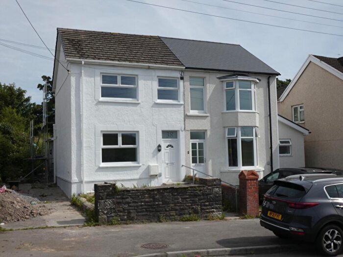 3 Bedroom Semi-Detached House For Sale In Golwg Y Bryn, Seven Sisters, Neath ., SA10