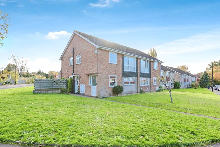 2 Bedroom Flat For Sale In Wilkinson Close, Sutton Coldfield, B73