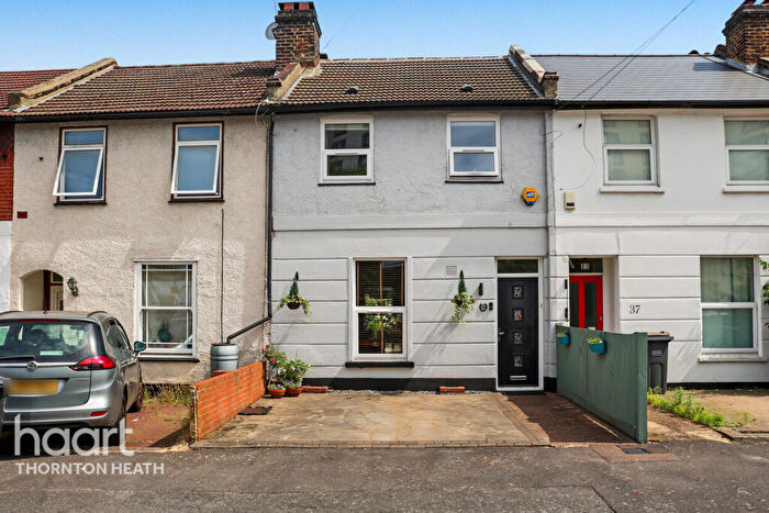3 Bedroom Terraced House For Sale In Kings Road, London, SE25