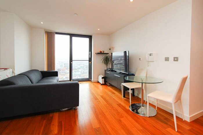 2 Bedroom Apartment To Rent In St. Pauls Square, City Lofts St. Pauls, S1