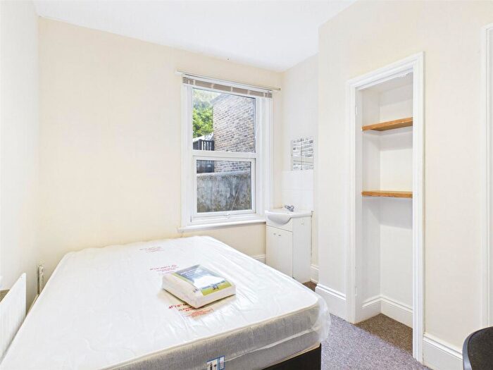 1 Bedroom Terraced House To Rent In Osborne Road, Brighton, BN1
