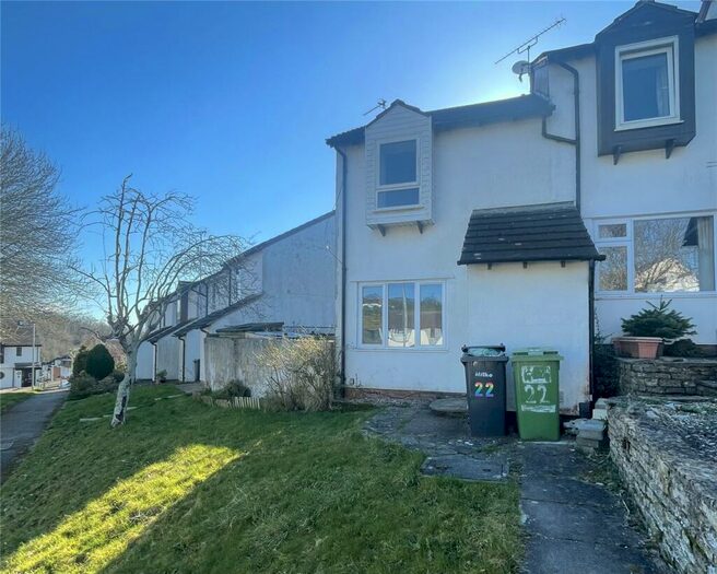 2 Bedroom End Of Terrace House To Rent In Elliott Close, Exeter, Devon, EX4