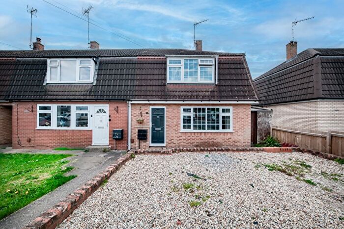 3 Bedroom End Of Terrace House For Sale In St. Michaels Road, Warwick, CV34