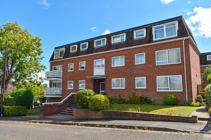 2 Bedroom Apartment For Sale In Cannon Street, Lymington, SO41