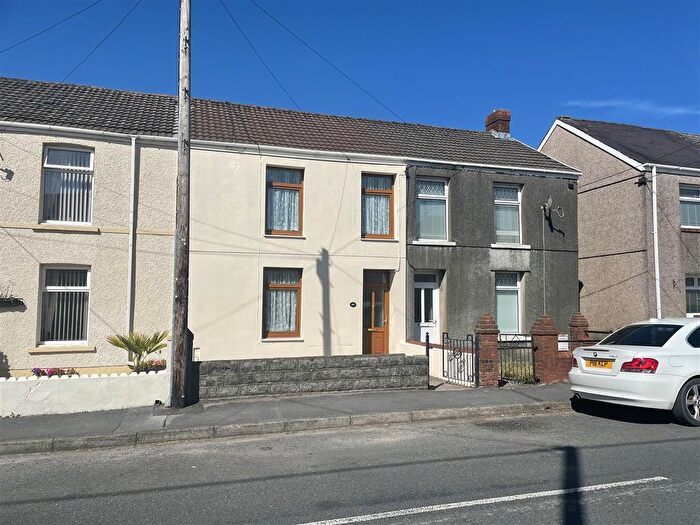 3 Bedroom Property To Rent In Heol Llanelli, Pontyates, Llanelli, SA15