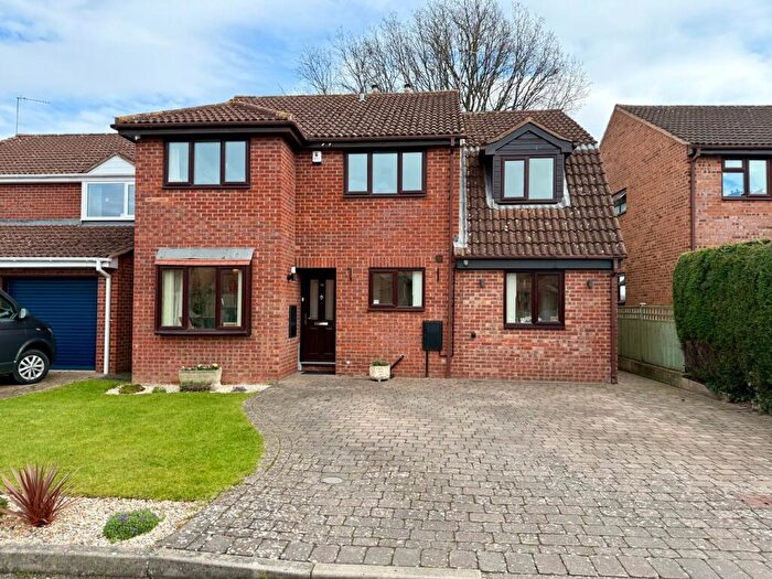 5 Bedroom Detached House For Sale In Wellbrook Close, Hereford, HR1