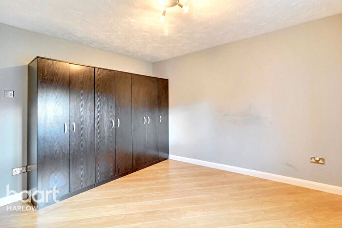 2 Bedroom Apartment To Rent In Chelsea Gardens, Harlow, CM17