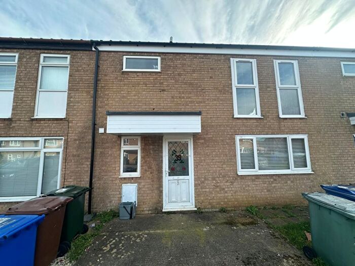 4 Bedroom Terraced House To Rent In Bramber Close, Banbury, OX16