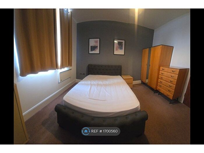 2 Bedroom Flat To Rent In Atlas Mill, Bolton, BL1