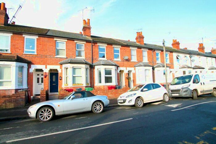 3 Bedroom Terraced House To Rent In York Road, Reading RG1