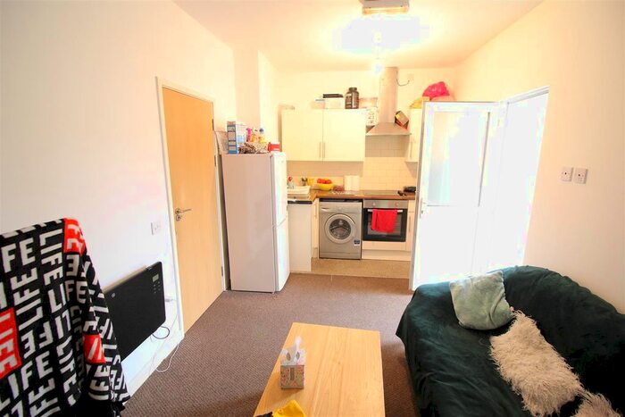 2 Bedroom Flat To Rent In Moira Street, Adamsdown, Cardiff, CF24