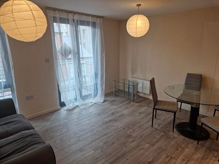 1 Bedroom Flat To Rent In Trafalgar Street, City Centre, Sheffield, S1