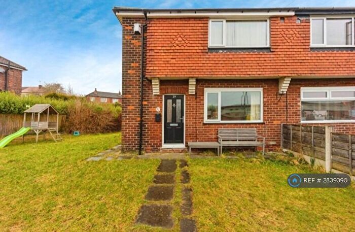 2 Bedroom Semi Detached House To Rent In Hurst St, Stockport, SK5