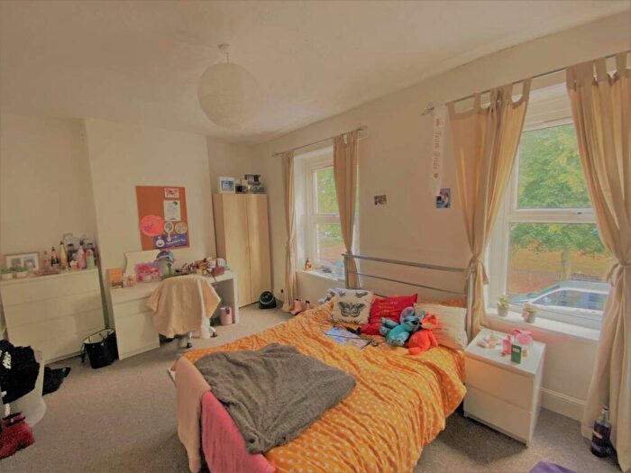 4 Bedroom House To Rent In Miskin Street, Cathays, Cardiff, CF24