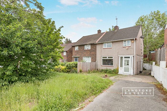 3 Bedroom Semi-Detached House To Rent In Dorney Rise, Orpington, BR5