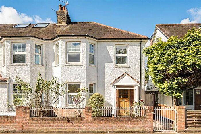 3 Bedroom Semi-Detached House To Rent In Marksbury Avenue, Kew, Richmond, TW9