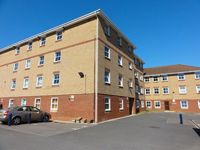 2 Bedroom Flat To Rent In Henry Bird Way, Southbridge, Northampton, NN4