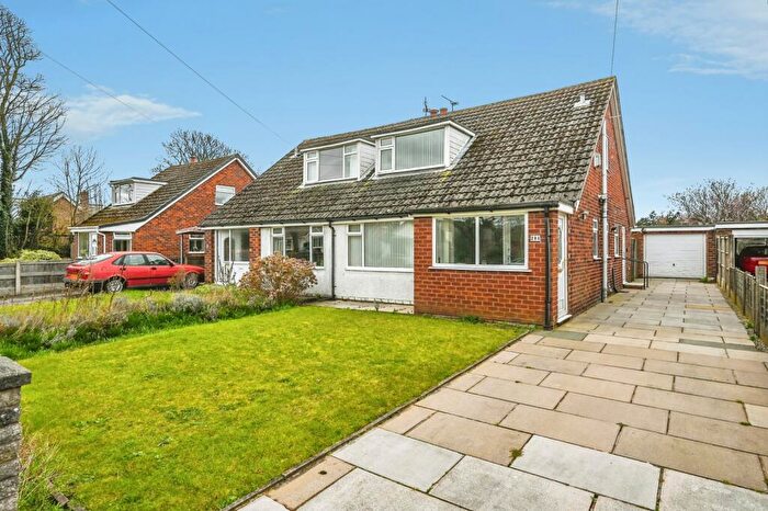 3 Bedroom Semi Detached House For Sale In Deansgate Lane, Formby, Liverpool, Merseyside, L37