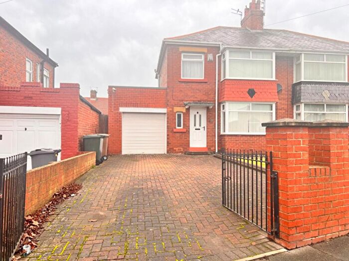 3 Bedroom Semi Detached House For Sale In Wallsend Road, North Shields, NE29