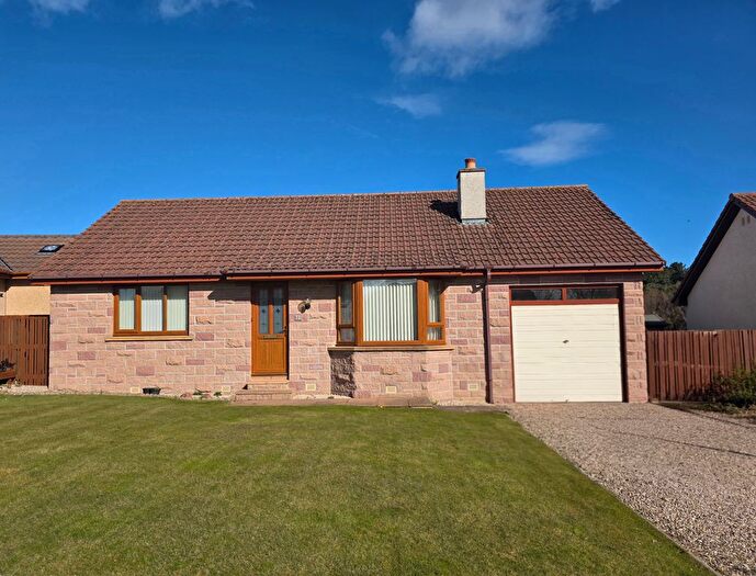 2 Bedroom Detached Bungalow For Sale In Meadow Gardens, Hopeman, IV30