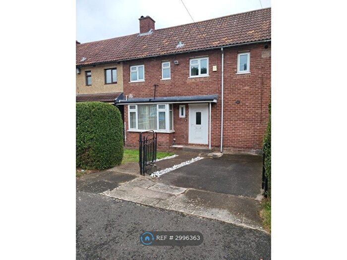 3 Bedroom Terraced House To Rent In Ambleside Avenue, Bristol, BS10