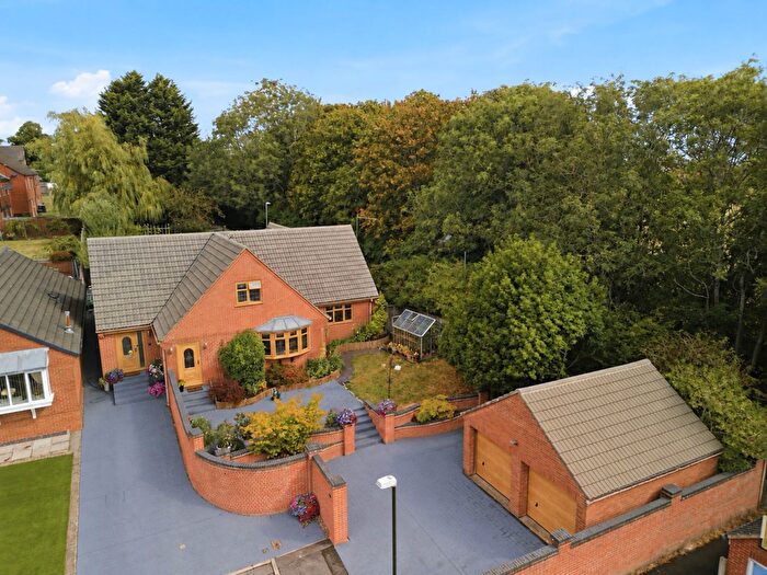 6 Bedroom Detached House For Sale In Laurel Grove, South Normanton, Alfreton, DE55