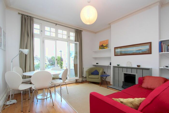 1 Bedroom Flat To Rent In Muswell Road, Muswell Hill, London, N10